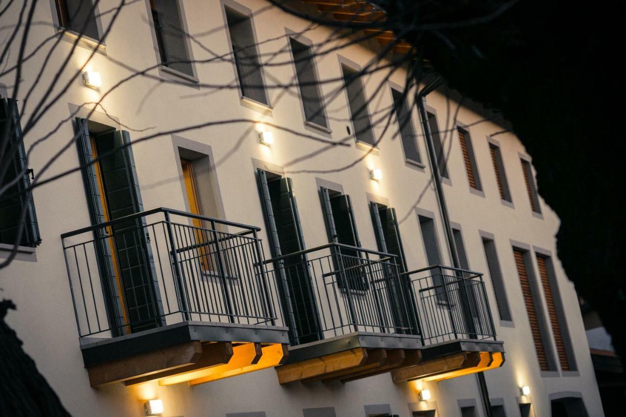 Agriturismo Mestroni Bressa エクステリア 写真