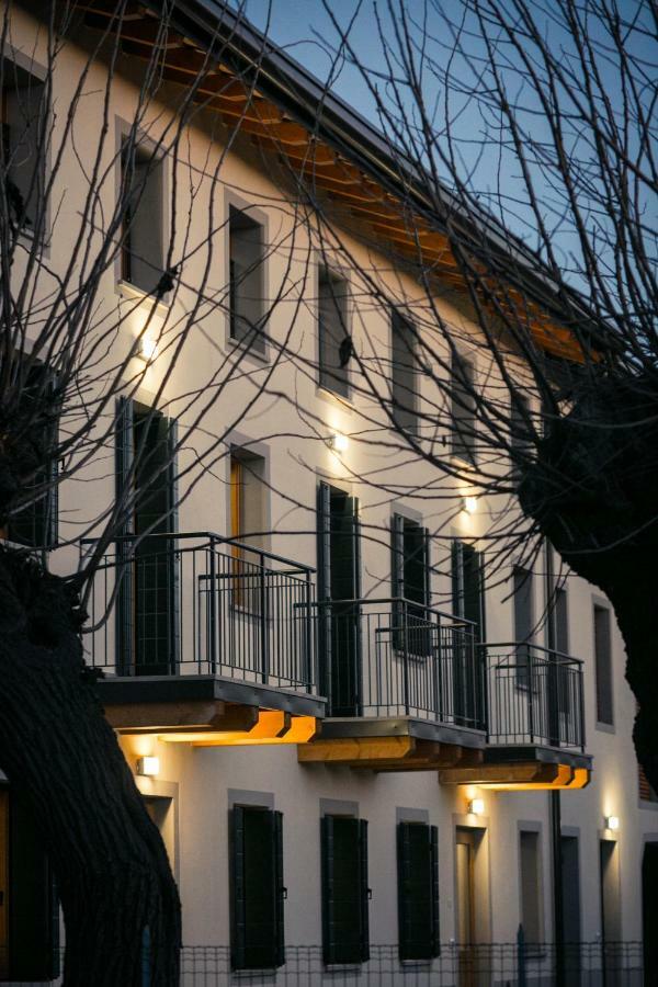 Agriturismo Mestroni Bressa エクステリア 写真