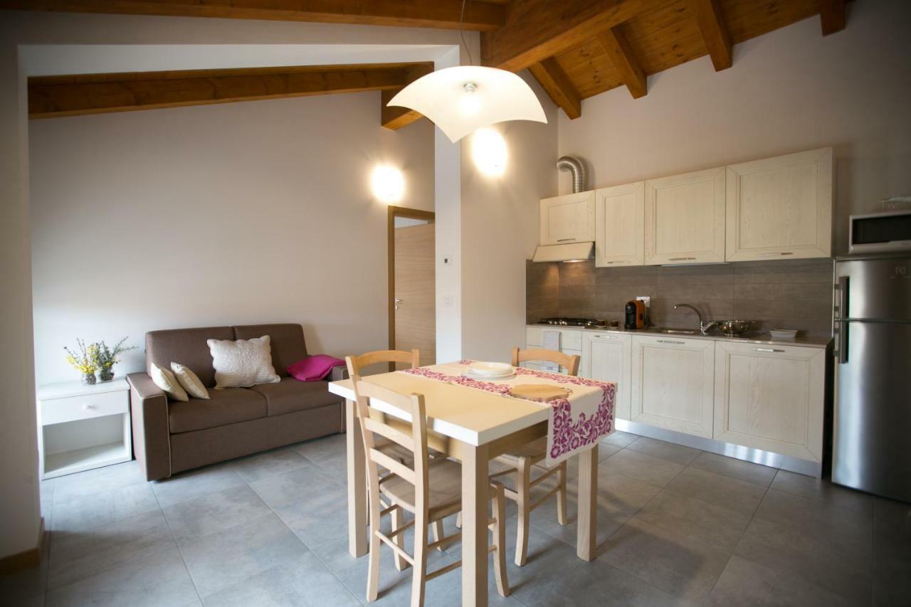 Agriturismo Mestroni Bressa エクステリア 写真