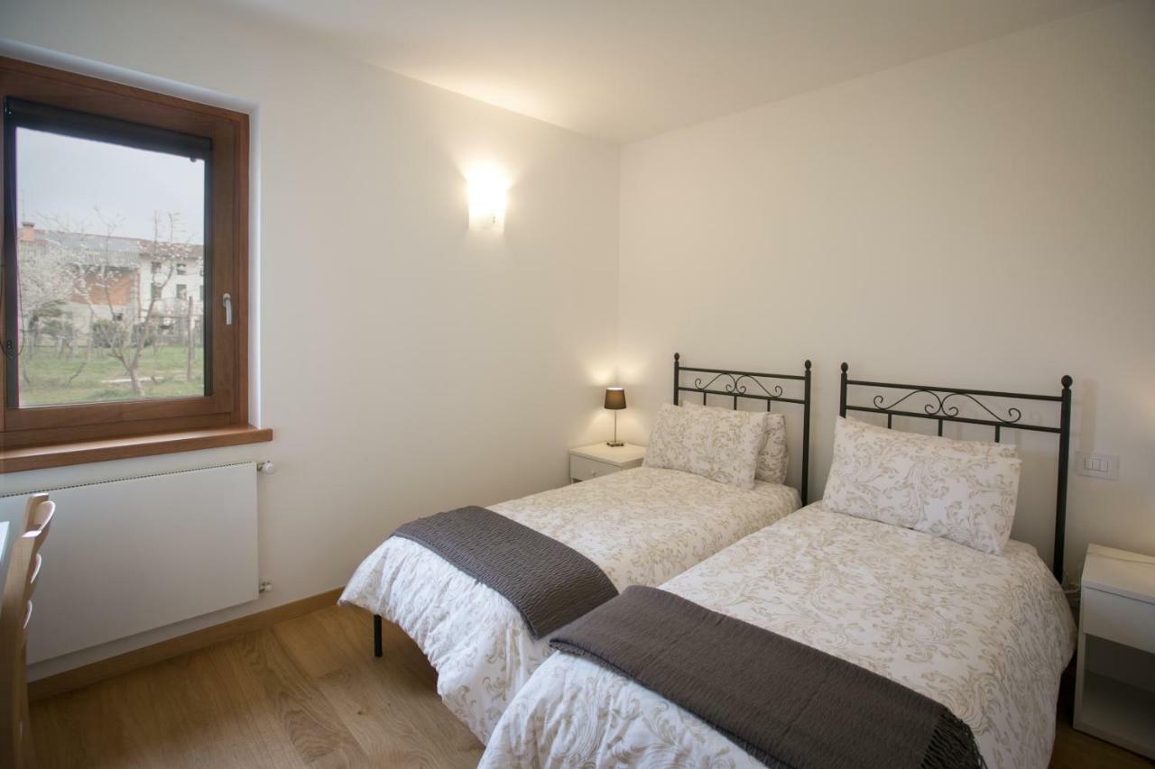 Agriturismo Mestroni Bressa エクステリア 写真