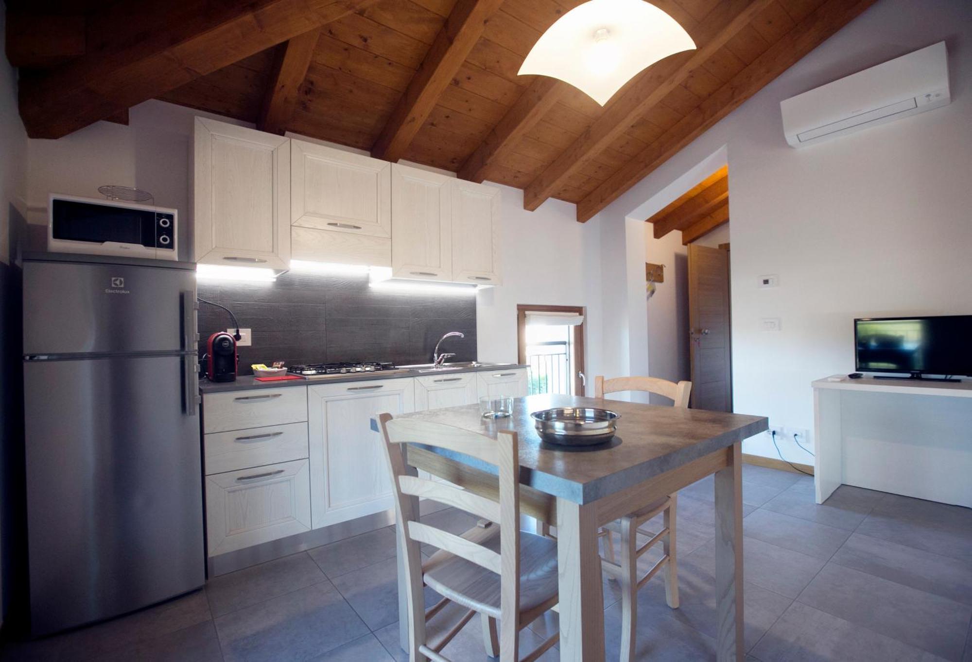 Agriturismo Mestroni Bressa エクステリア 写真